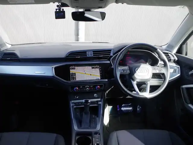 アウディ Ｑ３ 35TDIクワトロ アドバンスド 香川県 2021(令3)年 3万km グレイシアホワイトメタリック ナビ/Bカメラ/ACC/シートヒーター//パワーバックドア/ワンオーナー