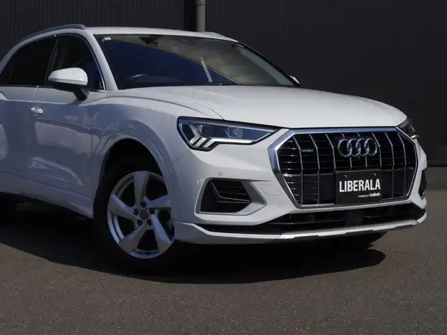 アウディ Ｑ３ 35TDIクワトロ アドバンスド 香川県 2021(令3)年 3万km グレイシアホワイトメタリック ナビ/Bカメラ/ACC/シートヒーター//パワーバックドア/ワンオーナー