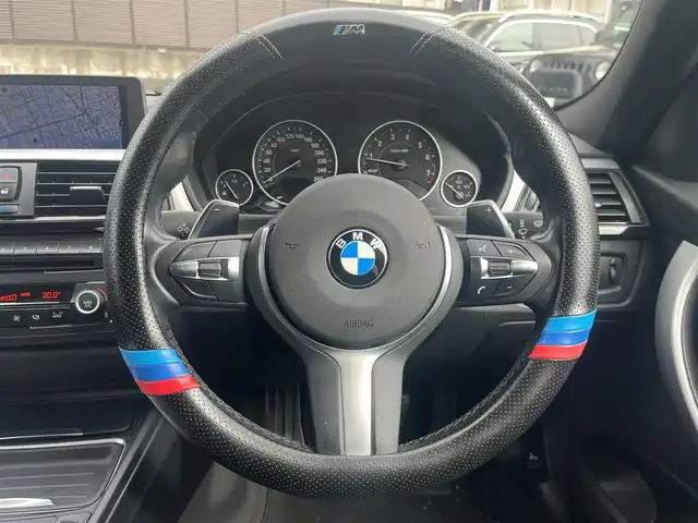 ＢＭＷ ３２０ｉ ツーリング Mスポーツ 静岡県 2013(平25)年 12万km アルピンホワイトⅢ ・純正ナビ/・バックカメラ/・ビルドインET/・前後コーナーセンサー/・HIDヘッドライト/・フォグランプ/・オートライト/・パワーシートD/N/・シートメモリD席/・シートヒーターD/N/・純正18インチアルミホイール/・純正フロアマット/・パドルシフト/・アイドリングストップ/・プッシュスタート/・スマートキー/・スペアキー1本/・電動リアゲート