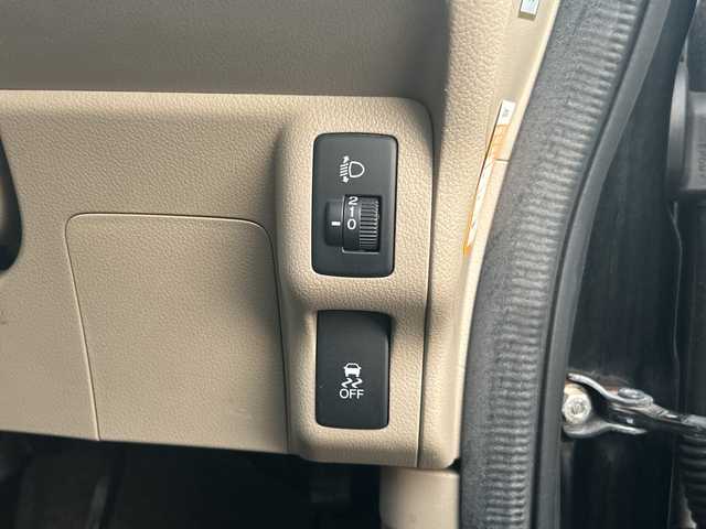 ホンダ Ｎ ＢＯＸ G 富山県 2015(平27)年 12.6万km スマートブラック ワンオーナー/４ＷＤ/純正ラジオ/型式：CX-154C/【ＣＤ/AUX】/前席シートヒーター/ＥＴＣ/純正フロアマット/プッシュスタート/スマートキー/両側スライドドア/取扱説明書/メンテナンスノート/保証書/オートエアコン