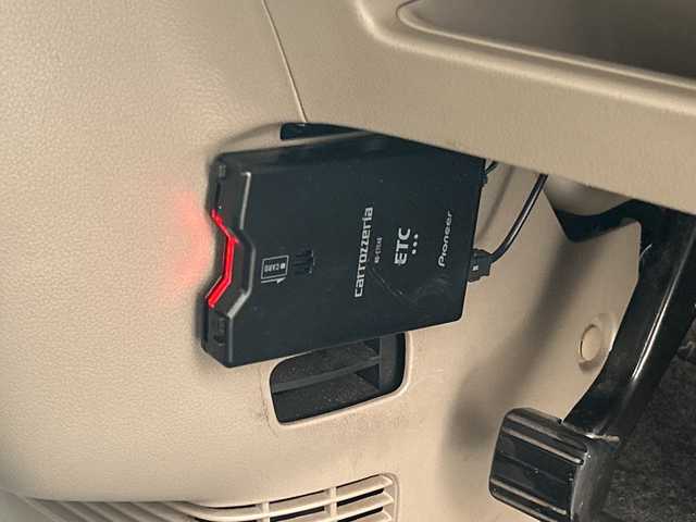 ホンダ Ｎ ＢＯＸ G 富山県 2015(平27)年 12.6万km スマートブラック ワンオーナー/４ＷＤ/純正ラジオ/型式：CX-154C/【ＣＤ/AUX】/前席シートヒーター/ＥＴＣ/純正フロアマット/プッシュスタート/スマートキー/両側スライドドア/取扱説明書/メンテナンスノート/保証書/オートエアコン