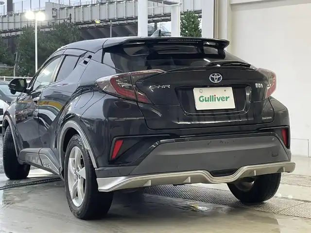 トヨタ Ｃ－ＨＲ S LEDエディション 千葉県 2017(平29)年 7.5万km ブラックマイカ 純正ナビ(フルセグ/AM/FM/BT)/前方ドライブレコーダー/レーダークルーズコントロール/横滑り防止機能/車線逸脱警報/オートハイビーム/LEDヘッドライト/車両接近通報機能/バックカメラ/EVモード/ステアリングリモコン/ブレーキホールド/純正フロアマット/ドアバイザー/ハンズフリー/電動格納ミラー