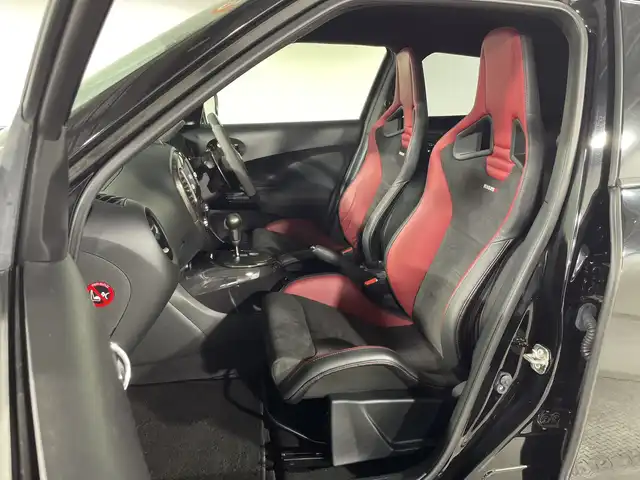 日産 ジューク ニスモ RS 神奈川県 2019(平31)年 2.9万km スーパーブラック 4WD/純正7型SDナビゲーション【MM318D-W】/フルセグ　CD DVD　AUX Bluetooth/アラウンドビューモニター/RECAROシート【革/アルカンターラ】/革巻きステアリング/ステアリングスイッチ/パドルシフト/純正前方ドライブレコーダー/純正ビルトインETC/プッシュスタート/インテリジェントキー/ニスモエアロ【フロント/サイド/リアアンダー】/純正リアスポイラー/LEDヘッドランプ/オートライト/純正18インチインチアルミホイール/電格ウインカーミラー