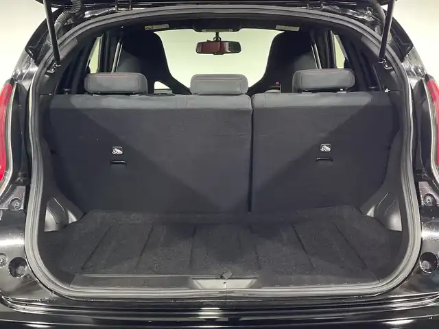 日産 ジューク ニスモ RS 神奈川県 2019(平31)年 2.9万km スーパーブラック 4WD/純正7型SDナビゲーション【MM318D-W】/フルセグ　CD DVD　AUX Bluetooth/アラウンドビューモニター/RECAROシート【革/アルカンターラ】/革巻きステアリング/ステアリングスイッチ/パドルシフト/純正前方ドライブレコーダー/純正ビルトインETC/プッシュスタート/インテリジェントキー/ニスモエアロ【フロント/サイド/リアアンダー】/純正リアスポイラー/LEDヘッドランプ/オートライト/純正18インチインチアルミホイール/電格ウインカーミラー