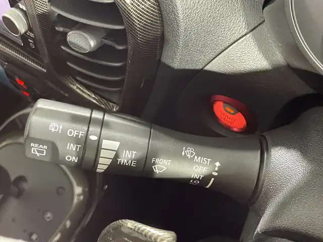 日産 ジューク ニスモ RS 神奈川県 2019(平31)年 2.9万km スーパーブラック 4WD/純正7型SDナビゲーション【MM318D-W】/フルセグ　CD DVD　AUX Bluetooth/アラウンドビューモニター/RECAROシート【革/アルカンターラ】/革巻きステアリング/ステアリングスイッチ/パドルシフト/純正前方ドライブレコーダー/純正ビルトインETC/プッシュスタート/インテリジェントキー/ニスモエアロ【フロント/サイド/リアアンダー】/純正リアスポイラー/LEDヘッドランプ/オートライト/純正18インチインチアルミホイール/電格ウインカーミラー
