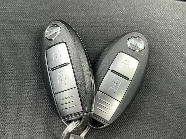 日産 ノート X DIG－S 奈良県 2019(平31)年 3.4万km ブリリアントホワイトパール ナビ　/フルセグＴＶ/Ｂｌｕｅｔｏｏｔｈ/CD/DVD/SD/ＬＥＤヘッドライト　/オートライト　/前後コーナーセンサー　/ＥＴＣ　/衝突被害軽減システム　/レーンキープアシスト　/スマートキー　/ＡＡＣ　/スーパーチャージャー　/横滑り防止装置/盗難防止装置