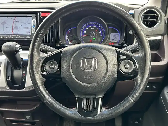 ホンダ Ｎ ＷＧＮ カスタム G ターボパッケージ 埼玉県 2014(平26)年 8.3万km プレミアムホワイトパール 純正ナビ（AM/FM/TV/BT）/クルーズコントロール/純正14インチアルミホイール/純正フロアマット/ハーフレザーシート/パドルシフト/ドアバイザー/Aストップ/キノセンヘッドライト/ステアリングリモコン/プッシュスタート/スマートキー/車両取扱説明書