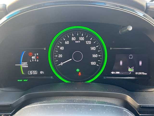 ホンダ シャトル ハイブリッド X ホンダセンシング 奈良県 2020(令2)年 1.3万km クリスタルブラックパール ●純正ナビ/(フルセグ/CD/DVD/Bluetooth/iPod)/(ギャザズ/VXM-204VFi)/●ハーフレザーシート/●前席シートヒーター/●バックカメラ/●アダプティブクルーズコントロール/●衝突被害軽減システム/●レーンキープアシストシステム/●LEDヘッドライト＆フォグランプ/●オートライト/●革巻きステアリング/●ステアリングスイッチ/●ETC/●前後ドライブレコーダー/●パドルシフト/●電動格納ウィンカーミラー/●スマートキー/●プッシュスタート/●ドアバイザー/●純正ホイールカバー/●純正フロアマット/●ダブル＋サイド＋カーテンSRS＋ABS/●車両取扱説明書/●ナビ取扱説明書