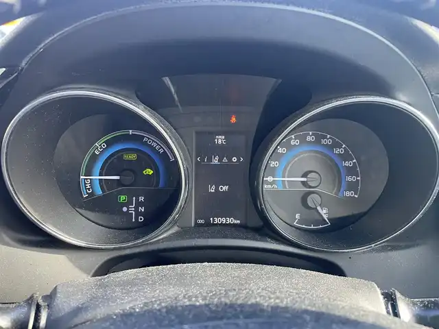 トヨタ オーリスハイブリッド 兵庫県 2016(平28)年 13.1万km ホワイトパールクリスタルシャイン 保証書・取説・有/純正SDナビ・フルセグ・BT・CD・DVD・FM・AM・DS/バックカメラ/ETC/車線逸脱防止支援システム/衝突被害軽減ブレーキ/先行車発進通知/社外レーダー/プッシュスタート/スマートキー×1/アルミペダルカバー/純正フロアマット/純正ドアバイザー