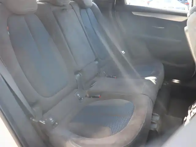 ＢＭＷ ２２５ｉ xDrive Aツアラー Mスポーツ 宮城県 2018(平30)年 2.4万km アルピンホワイトⅢ 純正ナビ/・ＣＤ・ＤＶＤ・ＢＴ・ＵＳＢ・ＡＵＸ/インテリジェントセーフティ/左右パワーシート/・Ｄ席メモリー機能付き/シートヒーター/パワーテールゲート/コンフォートアクセス/バックカメラ/前後コーナーセンサー/パーキングアシスト/パドルシフト/ミラー一体型ＥＴＣ/ＬＥＤヘッドライト/デュアルオートエアコン/オートライト/純正１８インチＡＷ/純正フロアマット