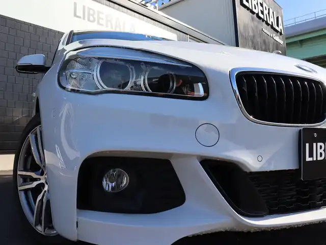 ＢＭＷ ２２５ｉ xDrive Aツアラー Mスポーツ 宮城県 2018(平30)年 2.4万km アルピンホワイトⅢ 純正ナビ/・ＣＤ・ＤＶＤ・ＢＴ・ＵＳＢ・ＡＵＸ/インテリジェントセーフティ/左右パワーシート/・Ｄ席メモリー機能付き/シートヒーター/パワーテールゲート/コンフォートアクセス/バックカメラ/前後コーナーセンサー/パーキングアシスト/パドルシフト/ミラー一体型ＥＴＣ/ＬＥＤヘッドライト/デュアルオートエアコン/オートライト/純正１８インチＡＷ/純正フロアマット