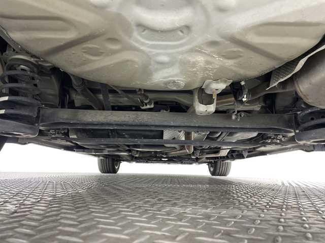 トヨタ プリウス α G ツーリングセレクション 神奈川県 2016(平28)年 6.8万km シルバーM 純正9型SDナビゲーション【NSZT-Y66T】/フルセグ　CD DVD　Bluetooth/バックカメラ/アダブティブクルーズコントロール/プリクラッシュセーフティ/レーンディパーチャーアラート/オートハイビーム/純正ビルトインETC/純正前方ドライブレコーダー/ハーフレザーシート/社外木目調/革コンビステアリング/社外シフトノブ/運転席パワーシート/PWR/ECO/EVモード/プッシュスタート/スマートキー/純正17インチアルミホイール/LEDヘッド/フォグランプ/オートライト