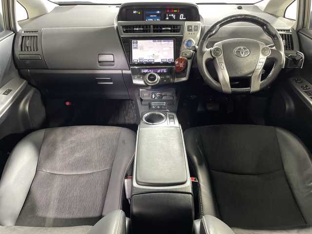 トヨタ プリウス α G ツーリングセレクション 神奈川県 2016(平28)年 6.8万km シルバーM 純正9型SDナビゲーション【NSZT-Y66T】/フルセグ　CD DVD　Bluetooth/バックカメラ/アダブティブクルーズコントロール/プリクラッシュセーフティ/レーンディパーチャーアラート/オートハイビーム/純正ビルトインETC/純正前方ドライブレコーダー/ハーフレザーシート/社外木目調/革コンビステアリング/社外シフトノブ/運転席パワーシート/PWR/ECO/EVモード/プッシュスタート/スマートキー/純正17インチアルミホイール/LEDヘッド/フォグランプ/オートライト