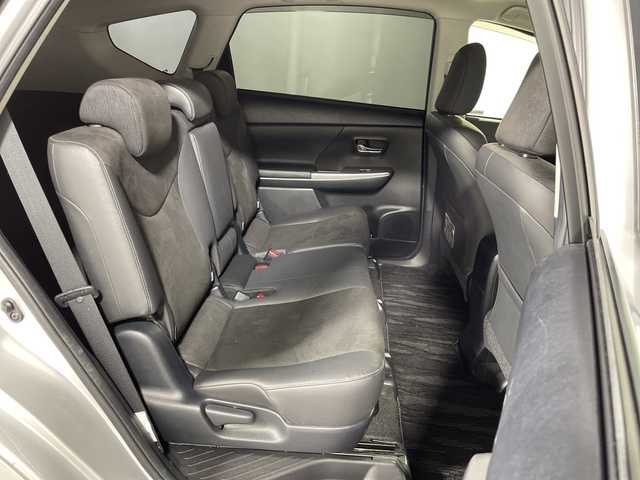 トヨタ プリウス α G ツーリングセレクション 神奈川県 2016(平28)年 6.8万km シルバーM 純正9型SDナビゲーション【NSZT-Y66T】/フルセグ　CD DVD　Bluetooth/バックカメラ/アダブティブクルーズコントロール/プリクラッシュセーフティ/レーンディパーチャーアラート/オートハイビーム/純正ビルトインETC/純正前方ドライブレコーダー/ハーフレザーシート/社外木目調/革コンビステアリング/社外シフトノブ/運転席パワーシート/PWR/ECO/EVモード/プッシュスタート/スマートキー/純正17インチアルミホイール/LEDヘッド/フォグランプ/オートライト