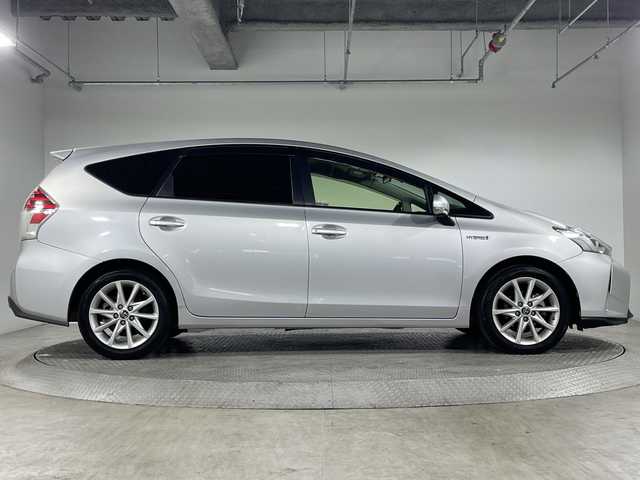 トヨタ プリウス α G ツーリングセレクション 神奈川県 2016(平28)年 6.8万km シルバーM 純正9型SDナビゲーション【NSZT-Y66T】/フルセグ　CD DVD　Bluetooth/バックカメラ/アダブティブクルーズコントロール/プリクラッシュセーフティ/レーンディパーチャーアラート/オートハイビーム/純正ビルトインETC/純正前方ドライブレコーダー/ハーフレザーシート/社外木目調/革コンビステアリング/社外シフトノブ/運転席パワーシート/PWR/ECO/EVモード/プッシュスタート/スマートキー/純正17インチアルミホイール/LEDヘッド/フォグランプ/オートライト