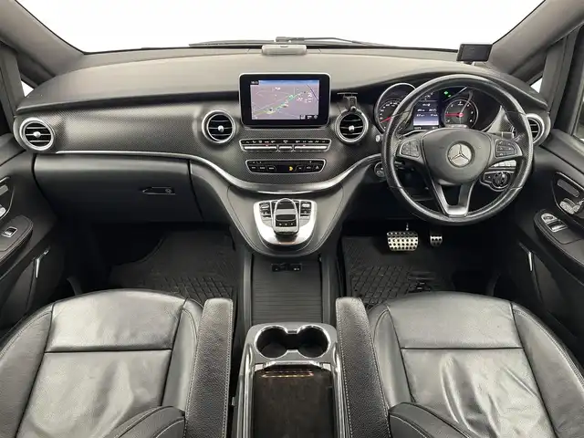 メルセデス・ベンツ Ｖ２２０ d スポーツ ロング 宮城県 2017(平29)年 9万km 黒 パノラミックルーフ/リアモニター/３６０°カメラ/ブルメスターサウンド/レーダーセーフティパッケージ/レーダークルーズコントロール/パーキングセンサー/電動パーキングブレーキ/パワーバックドア/両側パワースライドドア/黒革シート/フルセグTV/Bluetooth/CD/DVD再生/ユーザー買取車/スペアキー×1/禁煙車