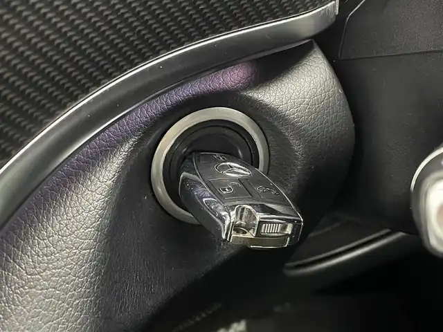 メルセデス・ベンツ Ｖ２２０ d スポーツ ロング 宮城県 2017(平29)年 9万km 黒 パノラミックルーフ/リアモニター/３６０°カメラ/ブルメスターサウンド/レーダーセーフティパッケージ/レーダークルーズコントロール/パーキングセンサー/電動パーキングブレーキ/パワーバックドア/両側パワースライドドア/黒革シート/フルセグTV/Bluetooth/CD/DVD再生/ユーザー買取車/スペアキー×1/禁煙車