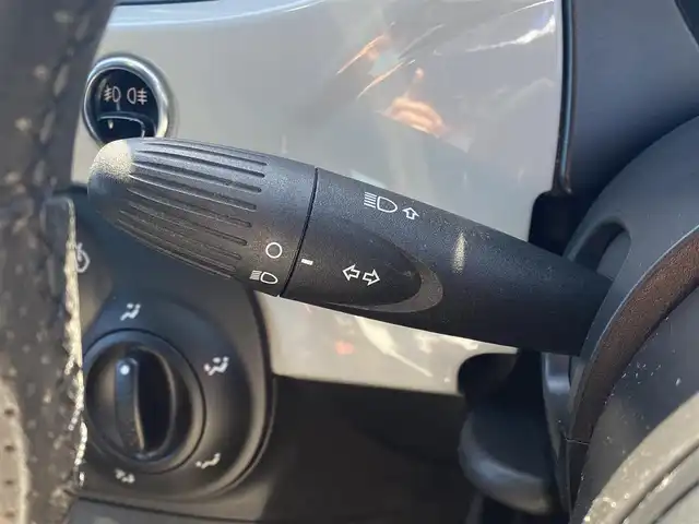アバルト ５９５ 福岡県 2018(平30)年 6.7万km グレー ・Ｂｌｕｅｔｏｏｔｈ/・ＡＵＸ/・ＵＳＢ/・純正１６ＡＷ/・ＥＴＣ/・５速ＭＴ/・リモコンキー/・ＨＩＤライト/・取扱説明書