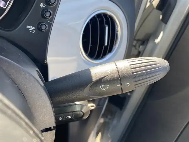 アバルト ５９５ 福岡県 2018(平30)年 6.7万km グレー ・Ｂｌｕｅｔｏｏｔｈ/・ＡＵＸ/・ＵＳＢ/・純正１６ＡＷ/・ＥＴＣ/・５速ＭＴ/・リモコンキー/・ＨＩＤライト/・取扱説明書