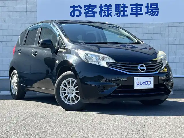 日産 ノート X 長崎県 2013(平25)年 10.8万km スーパーブラック (株)IDOMが運営する【じしゃロン長崎店】の自社ローン専用車両になりますこちらは現金またはオートローンご利用時の価格です。自社ローンご希望の方は別途その旨お申付け下さい/純正メモリナビ/・MP313D-W/BT、CD、DVD、フルセグTV、/バックカメラ/ETC/ドライブレコーダー/フロアマット/スマートキー/プッシュスタート/ライトレベライザー/保証書/取扱説明書