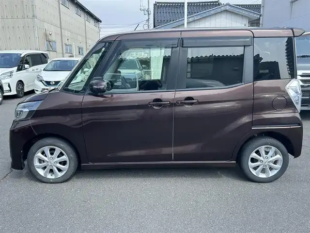 日産 デイズ ルークス ハイウェイスターX 島根県 2017(平29)年 5万km モカブラウンP メモリナビ/AM・FM・フルセグテレビ/CD・DVD・Bluetoothオーディオ/アラウンドビューモニター/アイドリングストップ/ドアバイザー/プッシュスタート/片側パワースライドドア/ETC/衝突軽減ブレーキ/純正フロアマット/前後ドライブレコーダー/サーキュレーター