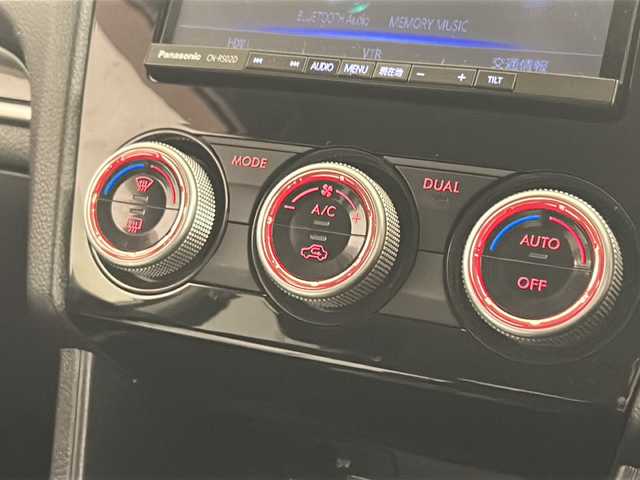 スバル インプレッサ ＸＶ ハイブリッド 2．0i アイサイト 熊本県 2016(平28)年 10.9万km クリスタルホワイトP 純正ナビ【CN-RS０２D】/-BT/フルセグTD/CD/DVD/FM/AM/USB/SD/・バックカメラ/・4WD/・前後ドライブレコーダー【SN-TW9800】/・レーダークルーズコントロール/・衝突軽減ブレーキ/・パドルシフト/・車線逸脱警報/・ステアリングリモコン/・純正アルミ１７インチ/・純正フロアマット/・ETC/・オートライト/・ウィンカーミラー/・ドアバイザー
