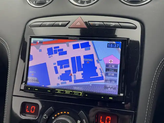 プジョー ＲＣＺ 滋賀県 2012(平24)年 4.3万km パール 禁煙車/社外７型SDナビ/・CD/DVD/USB/フルセグTV/バックカメラ/黒レザーシート/シートヒーター/革巻きステアリング/コーナーセンサー/キセノンライト/純正１８AW/ETC/キーレスキー