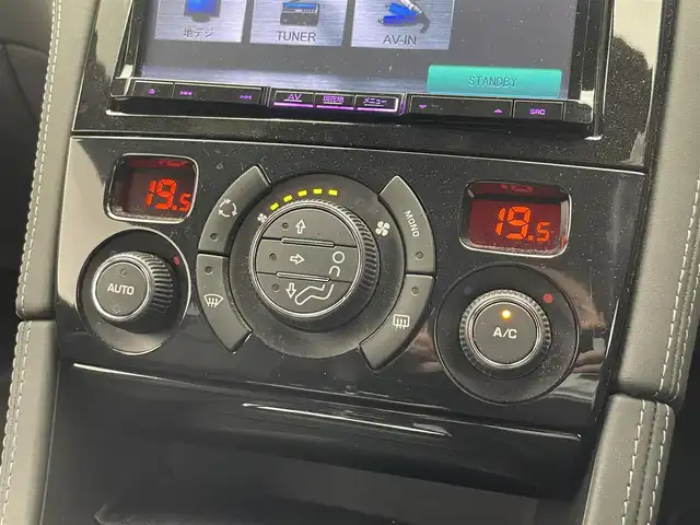 プジョー ＲＣＺ 滋賀県 2012(平24)年 4.3万km パール 禁煙車/社外７型SDナビ/・CD/DVD/USB/フルセグTV/バックカメラ/黒レザーシート/シートヒーター/革巻きステアリング/コーナーセンサー/キセノンライト/純正１８AW/ETC/キーレスキー