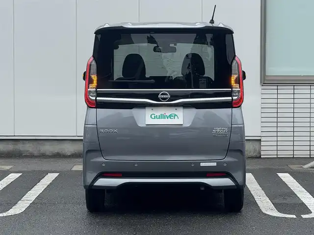 日産 ルークス ハイウェイスター X 三重県 2023(令5)年 1.2万km チタニウムグレーメタリック 純正9インチディスプレイオーディオ(Bluetooth/Apple CarPlay/Android Auto/AM/FM/USB)/インテリジェントアラウンドビューモニター/ETC/先進安全装備(インテリジェントエマージェンシーブレーキ/踏み間違い衝突防止アシスト/インテリジェントLI(車線逸脱防止支援)/LDW(車線逸脱警報)/インテリジェントFCW(前方衝突予測警報)/インテリジェントDA(ふらつき警報)/標識検知)/ハンズフリーパワースライドドア(助手席側)/スライドドアオートクローザー(運転席側)/LEDヘッドランプ/ハイビームアシスト/マニュアルレベライザー/シグネチャーLEDポジションランプ/LEDフロントフォグランプ/電動オート格納ドアミラー/4.2インチアドバンスドドライブアシストディスプレイ/プラズマクラスター付リアシーリングファン/シートアンダーボックス(助手席)/パーソナルテーブル(後席)/USBソケット(助手席シートバック)/ロールサンシェード(リアドア)/インテリジェントキー/プッシュスタート/スペアキー
