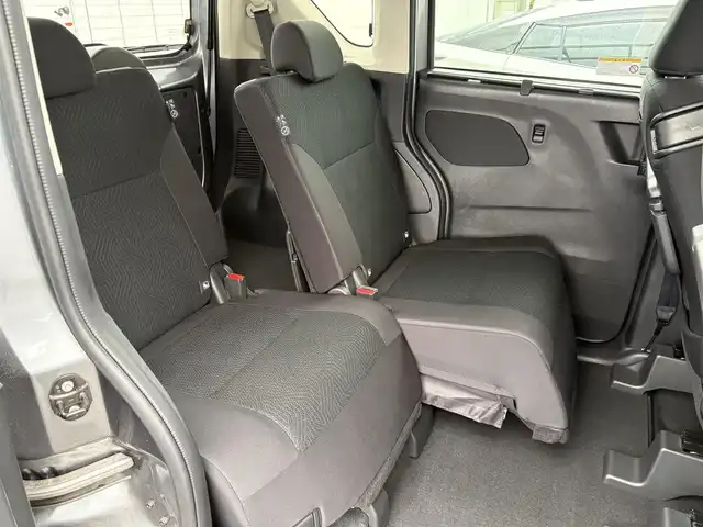 日産 ルークス ハイウェイスター X 三重県 2023(令5)年 1.2万km チタニウムグレーメタリック 純正9インチディスプレイオーディオ(Bluetooth/Apple CarPlay/Android Auto/AM/FM/USB)/インテリジェントアラウンドビューモニター/ETC/先進安全装備(インテリジェントエマージェンシーブレーキ/踏み間違い衝突防止アシスト/インテリジェントLI(車線逸脱防止支援)/LDW(車線逸脱警報)/インテリジェントFCW(前方衝突予測警報)/インテリジェントDA(ふらつき警報)/標識検知)/ハンズフリーパワースライドドア(助手席側)/スライドドアオートクローザー(運転席側)/LEDヘッドランプ/ハイビームアシスト/マニュアルレベライザー/シグネチャーLEDポジションランプ/LEDフロントフォグランプ/電動オート格納ドアミラー/4.2インチアドバンスドドライブアシストディスプレイ/プラズマクラスター付リアシーリングファン/シートアンダーボックス(助手席)/パーソナルテーブル(後席)/USBソケット(助手席シートバック)/ロールサンシェード(リアドア)/インテリジェントキー/プッシュスタート/スペアキー