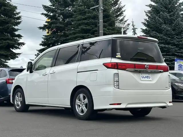 日産 エルグランド 250XG 道北・旭川 2017(平29)年 10.4万km ブリリアントホワイトパール (株)IDOMが運営する【じしゃロン旭川店】の自社ローン専用車両になります。こちらは現金またはオートローンご利用時の価格です。自社ローンご希望の方は別途その旨お申付け下さい/　/・純正ナビ(CD/DVD/BT/SD/フルセグ)/・バックカメラ/・ETC/・ドライブレコーダー/・片側パワースライドドア/・クルーズコントロール/・プッシュスタート/・スマートキー2個/・取扱説明書