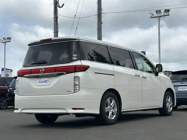 日産 エルグランド 250XG 道北・旭川 2017(平29)年 10.4万km ブリリアントホワイトパール (株)IDOMが運営する【じしゃロン旭川店】の自社ローン専用車両になります。こちらは現金またはオートローンご利用時の価格です。自社ローンご希望の方は別途その旨お申付け下さい/　/・純正ナビ(CD/DVD/BT/SD/フルセグ)/・バックカメラ/・ETC/・ドライブレコーダー/・片側パワースライドドア/・クルーズコントロール/・プッシュスタート/・スマートキー2個/・取扱説明書