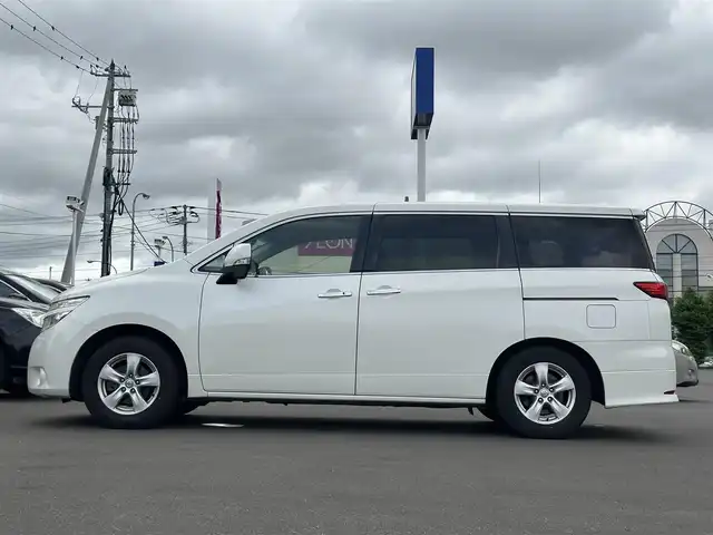 日産 エルグランド 250XG 道北・旭川 2017(平29)年 10.4万km ブリリアントホワイトパール (株)IDOMが運営する【じしゃロン旭川店】の自社ローン専用車両になります。こちらは現金またはオートローンご利用時の価格です。自社ローンご希望の方は別途その旨お申付け下さい/　/・純正ナビ(CD/DVD/BT/SD/フルセグ)/・バックカメラ/・ETC/・ドライブレコーダー/・片側パワースライドドア/・クルーズコントロール/・プッシュスタート/・スマートキー2個/・取扱説明書