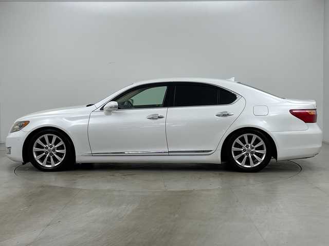 レクサス ＬＳ 600h Iパッケージ 道央・札幌 2010(平22)年 9.3万km ホワイトパールクリスタルシャイン ・4WD/・純正ナビ&DVD&CD&BT&USB&AUX&TV/・バックカメラ/・レーダークルーズコントロール/・プリクラッシュセーフティ/・コーナーセンサー/・前席パワーシート/・全席シートヒーター/・前席ベンチレーションシート/・レザーシート/・ステアリングヒーター/・電動パーキングブレーキ/・純正フロアマット/・LEDヘッドライト/・オートライト/・スマートキー