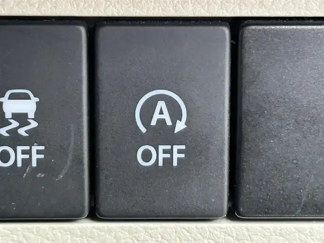 スズキ ラパン L 静岡県 2022(令4)年 5.4万km フォーンベージュM 社外7インチナビ/（CD/SD/Bluetooth/USB/iPod）/ワンセグTV/バックカメラ/ドラレコ/オートライト/コーナーセンサー/ETC/レーンキープアシスト/フルフラットシート/プッシュスタート/スマートキー/純正14SW