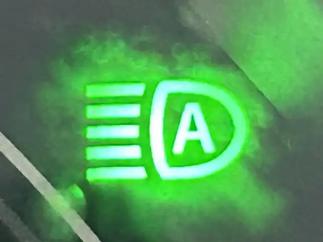 スズキ ラパン L 静岡県 2022(令4)年 5.4万km フォーンベージュM 社外7インチナビ/（CD/SD/Bluetooth/USB/iPod）/ワンセグTV/バックカメラ/ドラレコ/オートライト/コーナーセンサー/ETC/レーンキープアシスト/フルフラットシート/プッシュスタート/スマートキー/純正14SW