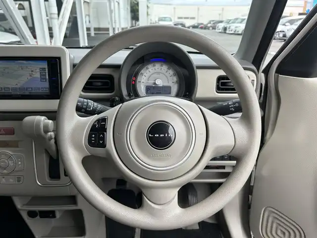 スズキ ラパン L 静岡県 2022(令4)年 5.4万km フォーンベージュM 社外7インチナビ/（CD/SD/Bluetooth/USB/iPod）/ワンセグTV/バックカメラ/ドラレコ/オートライト/コーナーセンサー/ETC/レーンキープアシスト/フルフラットシート/プッシュスタート/スマートキー/純正14SW