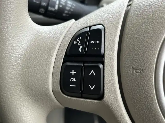 スズキ ラパン L 静岡県 2022(令4)年 5.4万km フォーンベージュM 社外7インチナビ/（CD/SD/Bluetooth/USB/iPod）/ワンセグTV/バックカメラ/ドラレコ/オートライト/コーナーセンサー/ETC/レーンキープアシスト/フルフラットシート/プッシュスタート/スマートキー/純正14SW