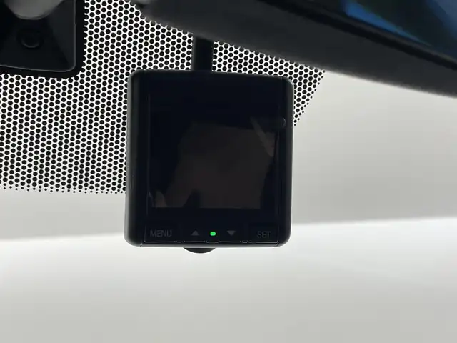 ホンダ フリード ハイブリット G ホンダセンシング 埼玉県 2020(令2)年 5万km シルバーミストグリーンM ホンダセンシング/  ACC（アダプティブクルーズコントロール）/  LKAS（車線維持支援システム）/　衝突軽減ブレーキ（CMBS）/　誤発進抑制機能/　後方誤発進抑制機能/　後方誤発進抑制機能/　歩行者事故低減ステアリング/　路外逸脱抑制機能/　先行車発進お知らせ機能/　標識認識機能/純正9インチナビ（VXM-207VFNi）/　DTV CD DVD BT iPod SD SDREC/両側パワースライドドア/バックカメラ/フリップダウンモニター/前席シートヒーター/後席サンシェード/前方ドライブレコーダー/VSA（ビークルスタビリティアシスト）/ビルトインETC/エンジンスタートボタン/スマートキー/LEDオートライト/純正フロアマット/純正アルミホイール