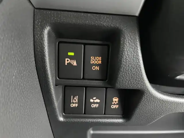 スズキ スペーシア カスタム HYBRID XS ターボ 富山県 2023(令5)年 0.6万km ピュアホワイトパール/ブラック2トーン 純正ナビ（CD DVD BT CarPlay Androidauto smartphoneLink)/フルセグTV/全周囲カメラ/リアコーナーセンサー/ビルトインETC/両側パワースライドドア/ヘッドアップディスプレイ/オートライト/LEDヘッドライト/フォグ/運転席シートヒーター/ACC/衝突軽減ブレーキ/レーンキープ/パドルシフト/スマートキー/プッシュスタート/純正マット・バイザー/スペアキー