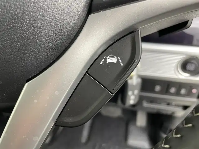 スズキ スペーシア カスタム HYBRID XS ターボ 富山県 2023(令5)年 0.6万km ピュアホワイトパール/ブラック2トーン 純正ナビ（CD DVD BT CarPlay Androidauto smartphoneLink)/フルセグTV/全周囲カメラ/リアコーナーセンサー/ビルトインETC/両側パワースライドドア/ヘッドアップディスプレイ/オートライト/LEDヘッドライト/フォグ/運転席シートヒーター/ACC/衝突軽減ブレーキ/レーンキープ/パドルシフト/スマートキー/プッシュスタート/純正マット・バイザー/スペアキー