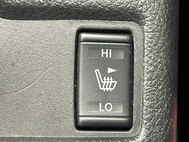 日産 エクストレイル 20Xt エマージェンシーブレーキ 群馬県 2016(平28)年 5.3万km ダイヤモンドブラック 純正ナビ　フルセグＴＶ　全周囲カメラ　電動リアゲート　ダウンヒルアシストコントロール　レザーシート　シートヒーター　エアーシート　ステアリングスイッチ　クルーズコントロール　ビルトインＥＴＣ　禁煙車