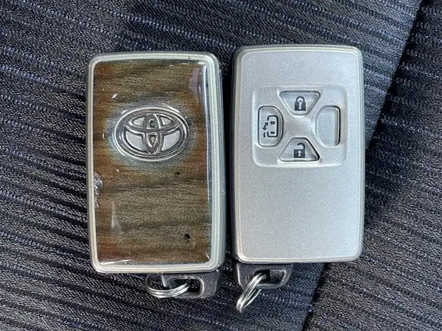 トヨタ ヴェルファイア 2．4Z 滋賀県 2009(平21)年 12.4万km ブラック サンルーフ/純正HDDナビ/・CD/DVD/バックカメラ/片側パワースライドドア/スマートキー/LEDオートライト