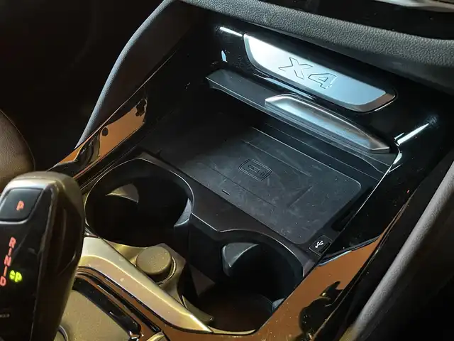 ＢＭＷ Ｘ４ xDrive 20d Mスポーツ 愛知県 2020(令2)年 3.7万km サファイアブラックP サンフール/茶革/純正ナビ/フルセグTV/360度カメラ　/Apple Car Play/インテリジェントセーフティ/ACC/LKA/BSM/ハンズフリーテールゲート/アダプティブLEDヘッドライト/ヘッドアップディスプレイ/ETC/オートマチックハイビーム/純正20インチAW