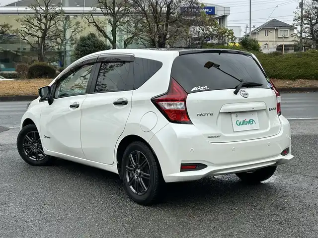 日産 ノート e－パワー メダリスト Bアロー 神奈川県 2018(平30)年 8.3万km ブリリアントホワイトパール/スーパーブラック 2トーン ワンオーナー/ディーラーop メモリーナビ/・フルセグTV/CD/DVD/AUX/BT/アラウンドビューモニター/ETC/ドライブレコーダー/プッシュスタート/インテリジェントクルーズコントロール/衝突被害軽減システム/レーンアシスト/イモビライザー/ハーフレザーシート/スポーツモード/エコモード/LEDヘッドライト/フォグランプ/社外15インチAW/純正フロアマット/保証書/取扱説明書/スペアキー×1