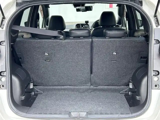 日産 ノート e－パワー メダリスト Bアロー 神奈川県 2018(平30)年 8.3万km ブリリアントホワイトパール/スーパーブラック 2トーン ワンオーナー/ディーラーop メモリーナビ/・フルセグTV/CD/DVD/AUX/BT/アラウンドビューモニター/ETC/ドライブレコーダー/プッシュスタート/インテリジェントクルーズコントロール/衝突被害軽減システム/レーンアシスト/イモビライザー/ハーフレザーシート/スポーツモード/エコモード/LEDヘッドライト/フォグランプ/社外15インチAW/純正フロアマット/保証書/取扱説明書/スペアキー×1