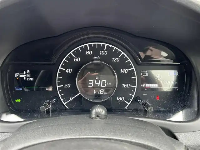 日産 ノート e－パワー メダリスト Bアロー 神奈川県 2018(平30)年 8.3万km ブリリアントホワイトパール/スーパーブラック 2トーン ワンオーナー/ディーラーop メモリーナビ/・フルセグTV/CD/DVD/AUX/BT/アラウンドビューモニター/ETC/ドライブレコーダー/プッシュスタート/インテリジェントクルーズコントロール/衝突被害軽減システム/レーンアシスト/イモビライザー/ハーフレザーシート/スポーツモード/エコモード/LEDヘッドライト/フォグランプ/社外15インチAW/純正フロアマット/保証書/取扱説明書/スペアキー×1