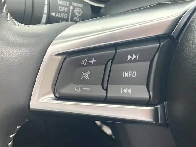 マツダ ロードスター 990S 島根県 2022(令4)年 1.6万km マシーングレープレミアムM 純正オーディオプレイヤー(ラジオ/USB/AUX)/ブレンボブレーキ/レイズ鍛造16インチホイール/ネイビートップ/スマートシティーブレーキサポート/ブラインドスポットモニタリング/車線逸脱警告/LEDヘッドライト/オートライト/プッシュスタート/ステアリングリモコン/純正フロアマット/スペアキー×1