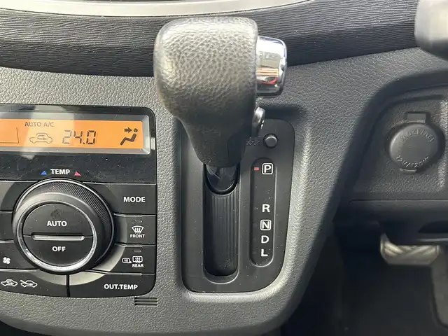 スズキ ワゴンＲ スティングレー X 福井県 2015(平27)年 4.3万km ブルーイッシュブラックパール3 社外SDナビ/衝突被害軽減ブレーキ/横滑り防止装置/フルセグTV/前席シートヒーター/純正HIDヘッドライト/オートライト/スマートキー/エンジンプッシュスタート