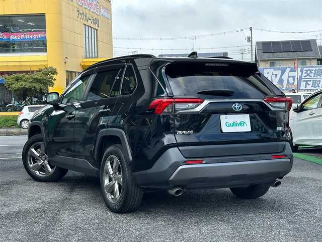 トヨタ ＲＡＶ４ ハイブリットG 茨城県 2021(令3)年 2.6万km アティチュードブラックマイカ ワンオーナー/サンルーフ/純正ディスプレーオーディオ/ナビ/バックカメラ/フルセグ/Bluetooth/デジタルインナーミラー/レーダークルーズコントロール/純正LEDヘッドライト/純正フォグライト/オートライト/オートハイビーム/前席シートヒーター/ステアリングヒーター/運転席メモリ機能付パワーシート/パーワバックドア/純正18インチアルミホイール/スマートキー/プッシュスタート/取扱説明書/新車時保証書